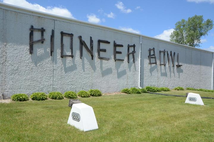 Pioneer Bowl | 1801 WI-175, Richfield, WI 53076 | Phone: (262) 628-4020