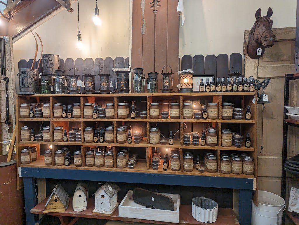 Southern Paradise Antiques & Thrift | 105 S 13th St, Erwin, NC 28339, USA | Phone: (910) 694-3100
