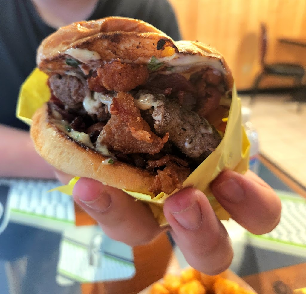 Burger Addict Prime Steak Burgers | 2439 Maple Valley Hwy, Renton, WA 98057, USA | Phone: (425) 585-3328