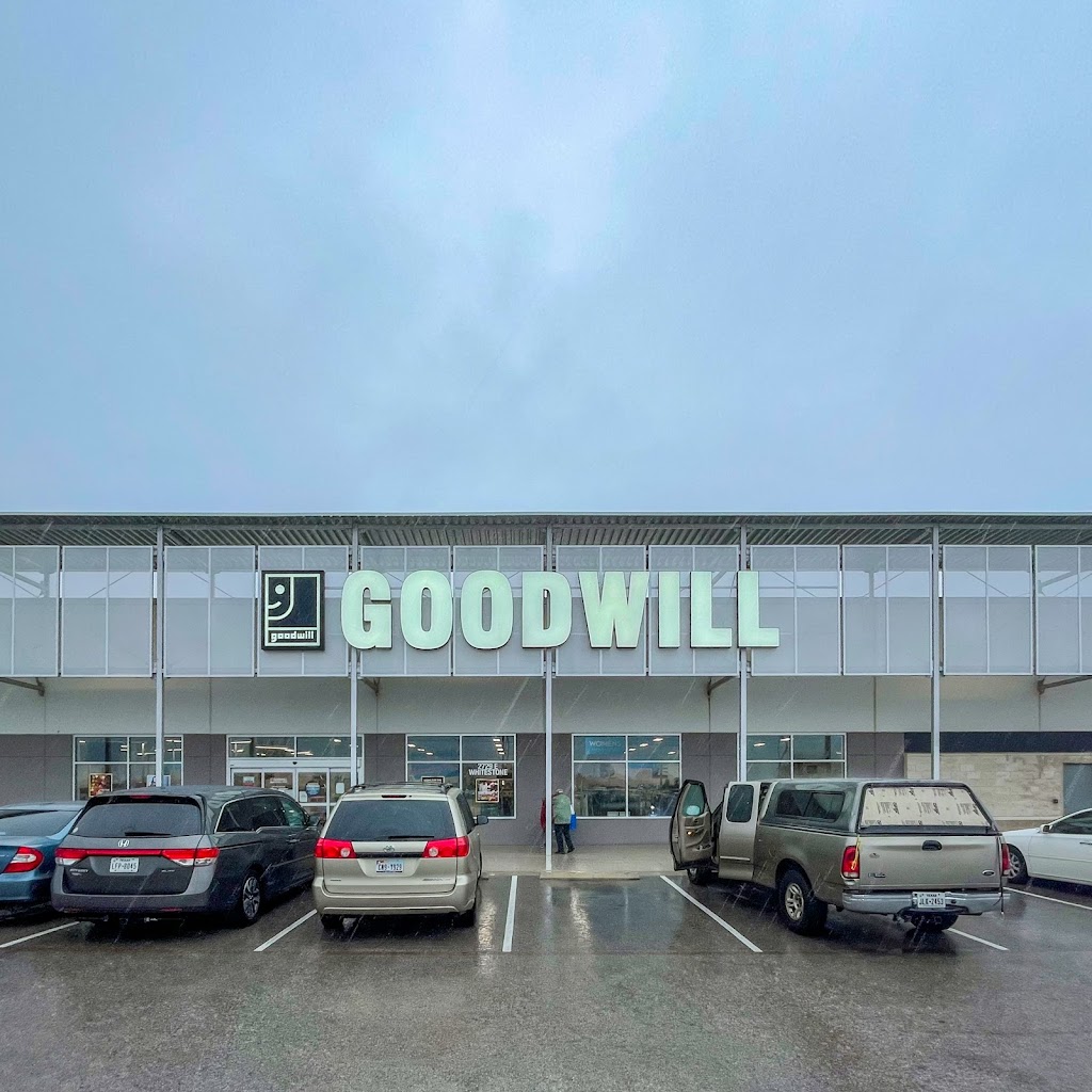 Goodwill Central Texas - Whitestone Store | 2729 E Whitestone Blvd, Cedar Park, TX 78613 | Phone: (512) 681-3349