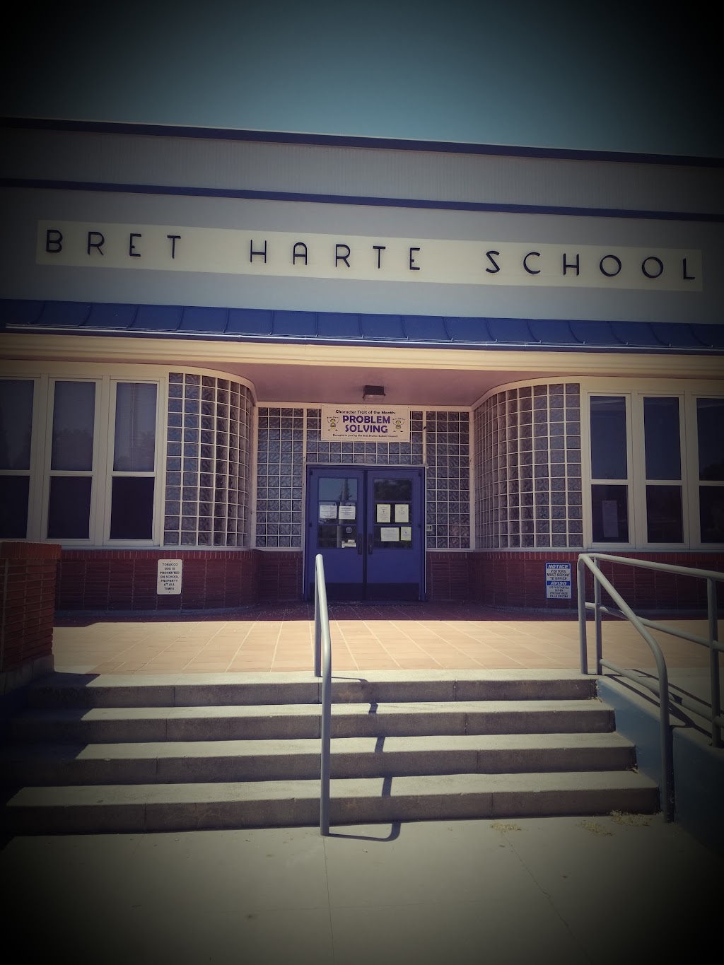 Bret Harte Elementary School | 3200 Jeffries Ave, Burbank, CA 91505, USA | Phone: (818) 558-5533