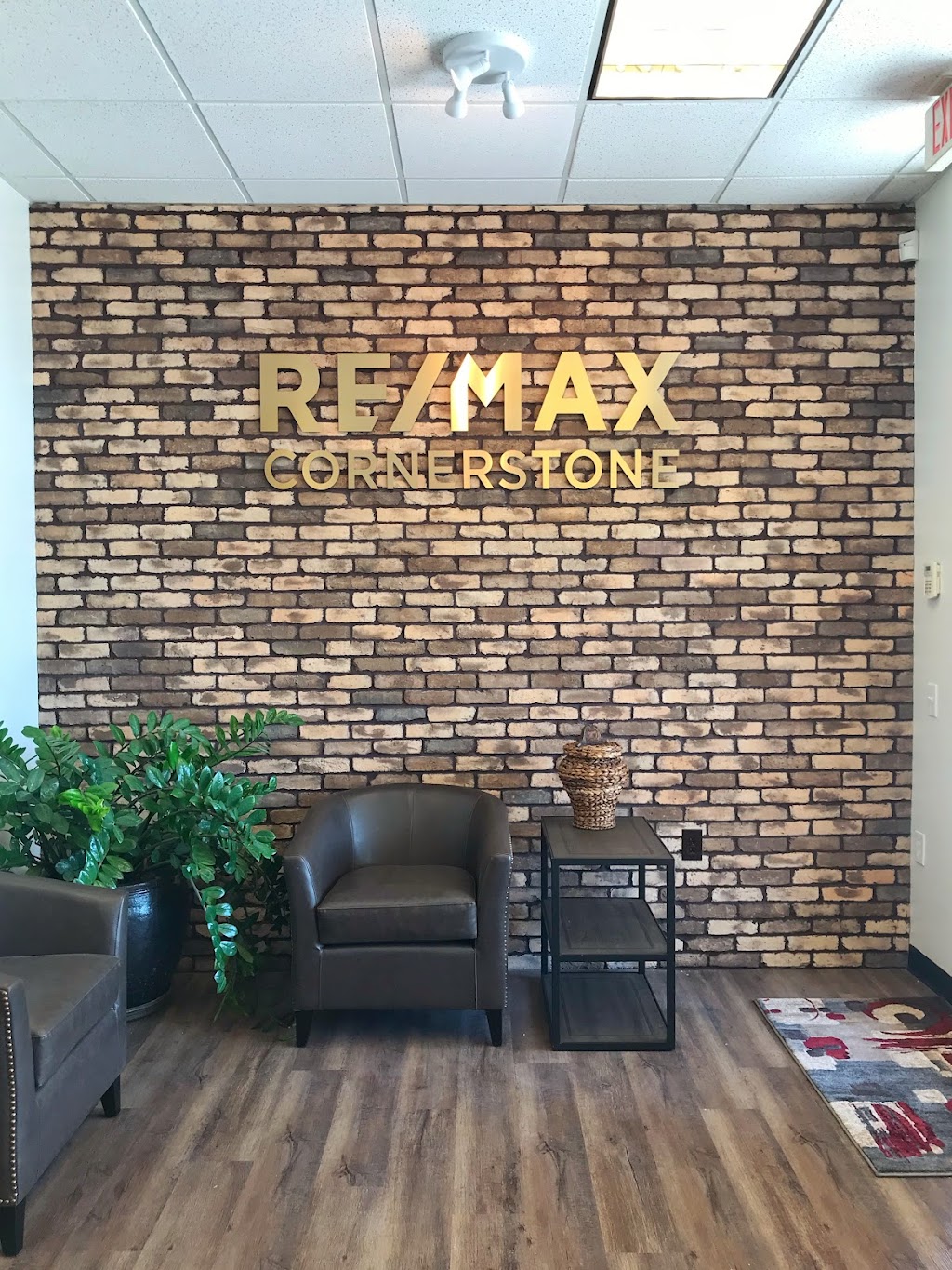 RE/MAX Cornerstone | 28260 N Tatum Blvd Suite 4, Cave Creek, AZ 85331, USA | Phone: (480) 540-5622