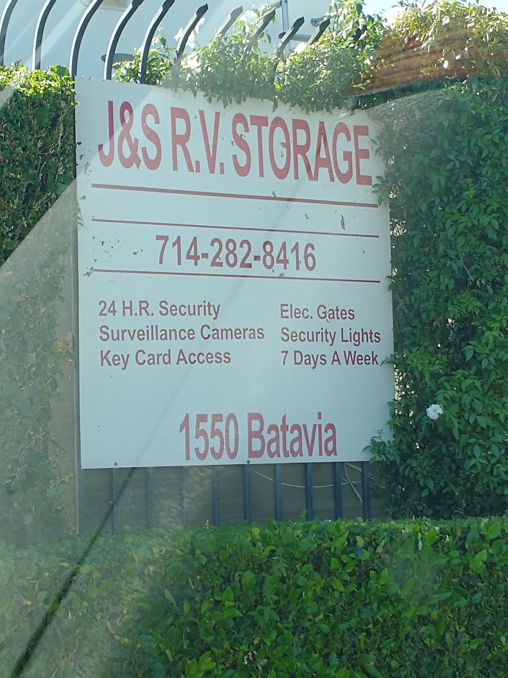 J & S RV Storage | 1550 N Batavia St, Orange, CA 92867, USA | Phone: (714) 282-8416