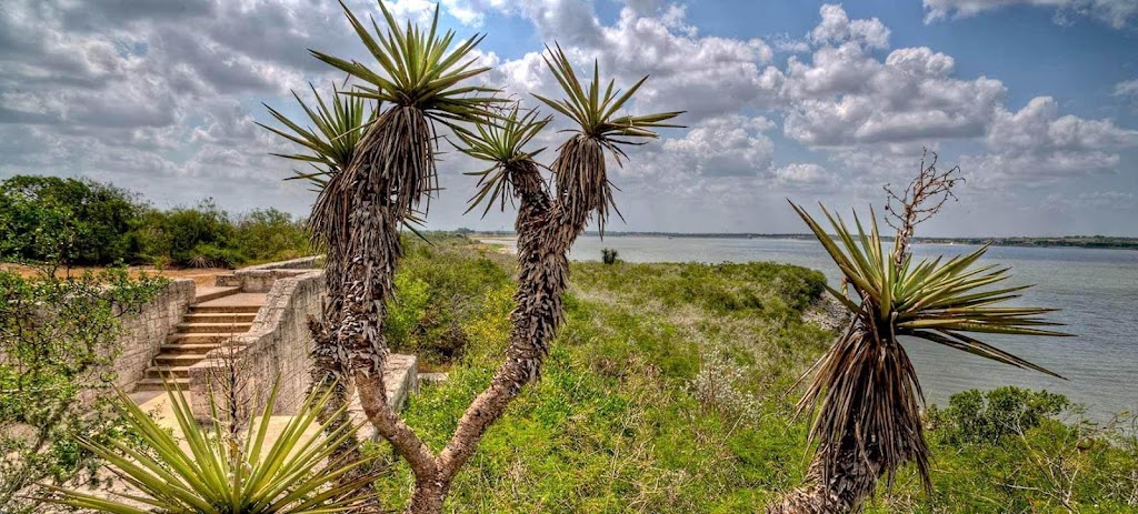 Totem Pole RV Park | 10736 I-37, Mathis, TX 78368, USA | Phone: (361) 356-7400