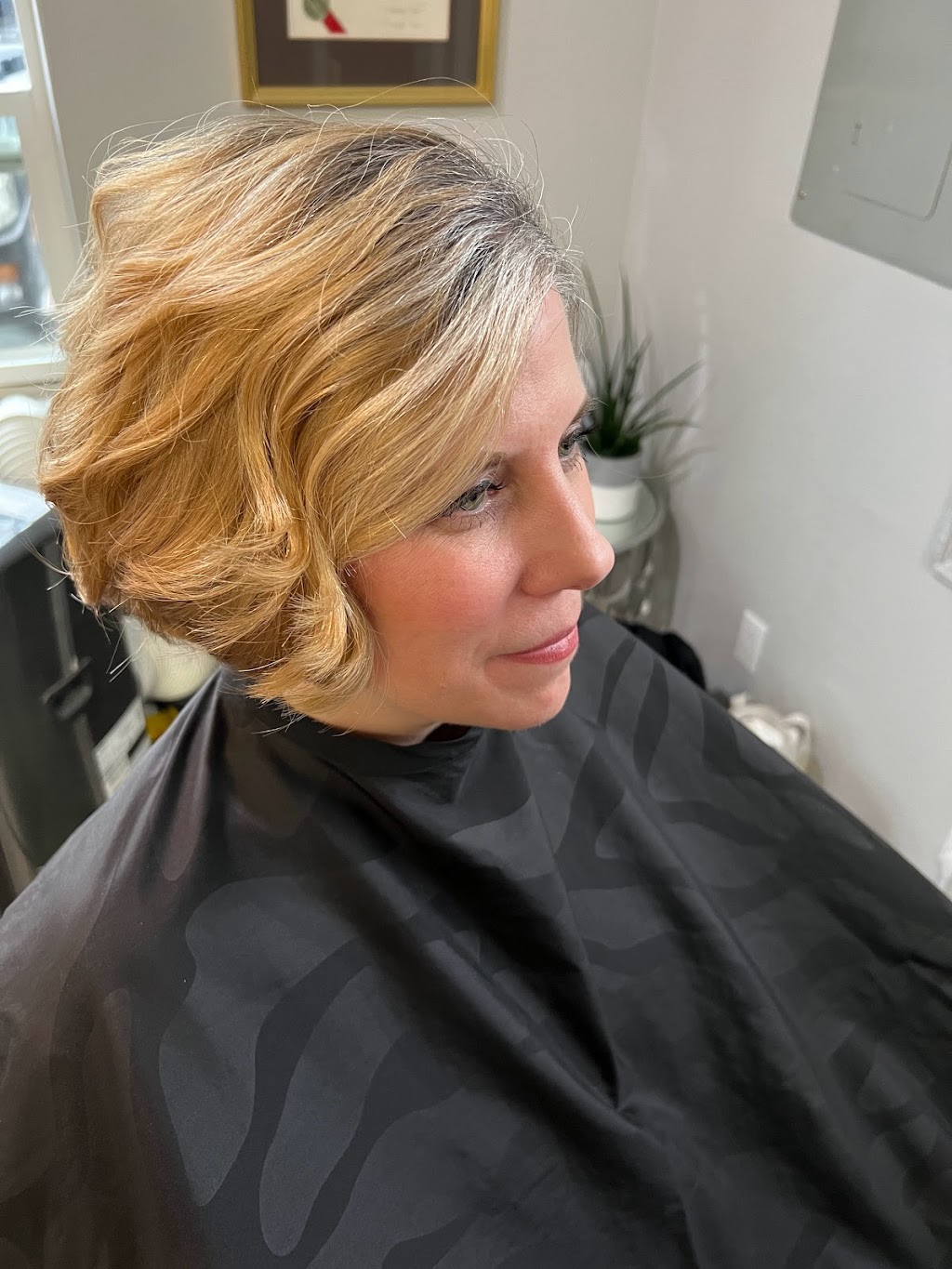 Andreas Hair Salon | 324 182nd Ave E #A, Lake Tapps, WA 98391, USA | Phone: (253) 880-6819