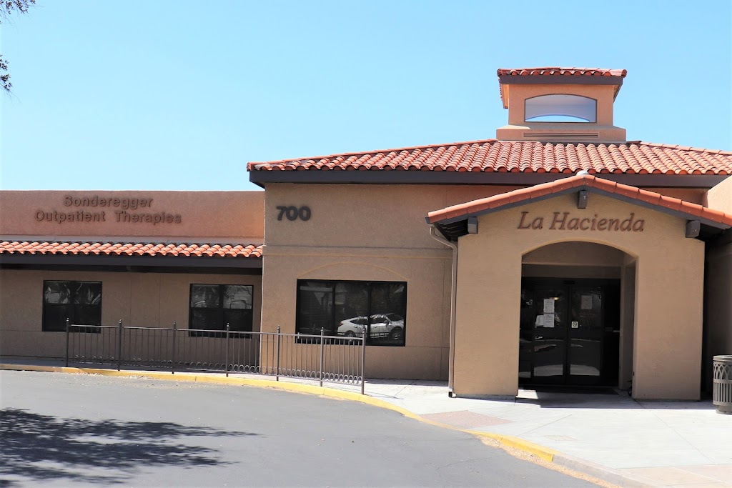 La Posada Outpatient Therapies | 700 S La Posada Cir, Green Valley, AZ 85614, USA | Phone: (520) 648-2200