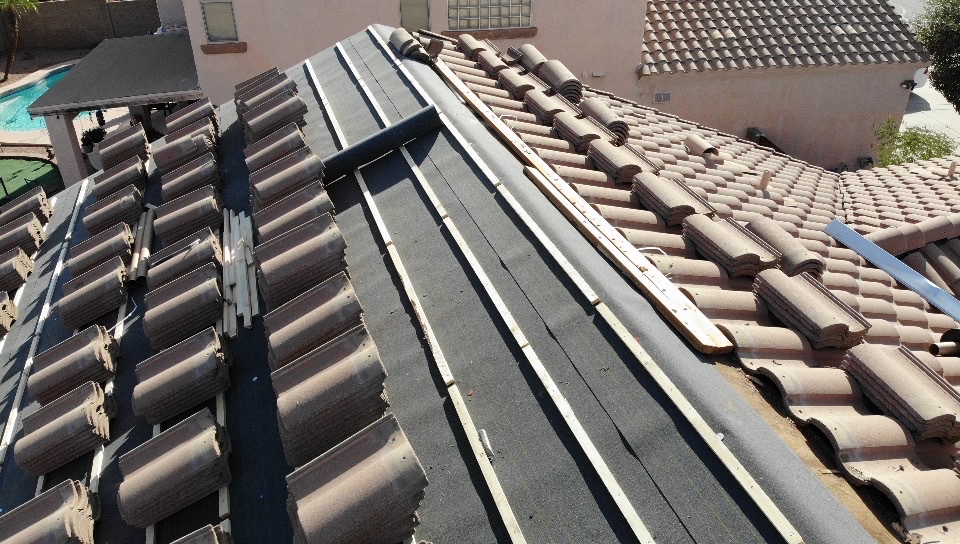 Monsoon Roofing Inc | 1901 S 131st St, Gilbert, AZ 85233, USA | Phone: (480) 699-2754