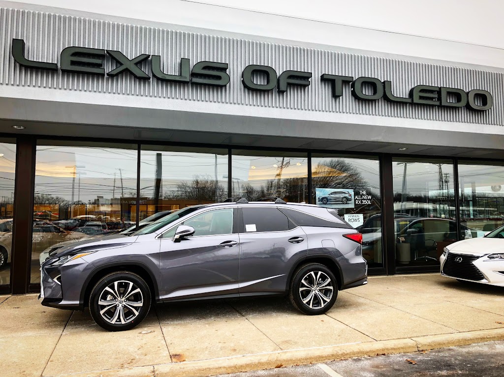 Lexus at Toledo | 7505 Central Ave, Toledo, OH 43617, USA | Phone: (855) 893-4119