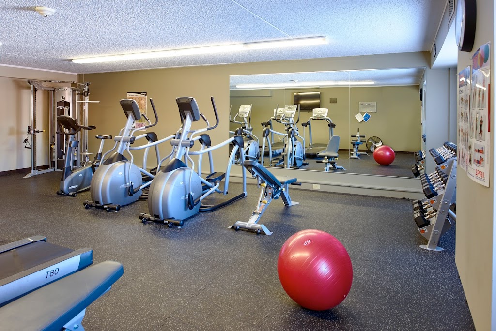 Central Park Manor Apartments | 1510 Mainstreet, Hopkins, MN 55343, USA | Phone: (833) 774-7420