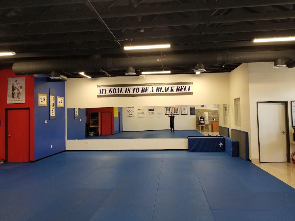 Elite Tae Kwon Do School | 3050 E Queen Creek Rd Suite 102, Gilbert, AZ 85297, USA | Phone: (480) 857-2004