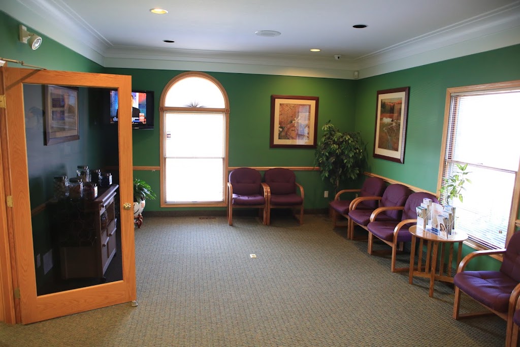 Oakcrest Dental Center | 20302 Eureka Rd, Taylor, MI 48180 | Phone: (734) 283-5757