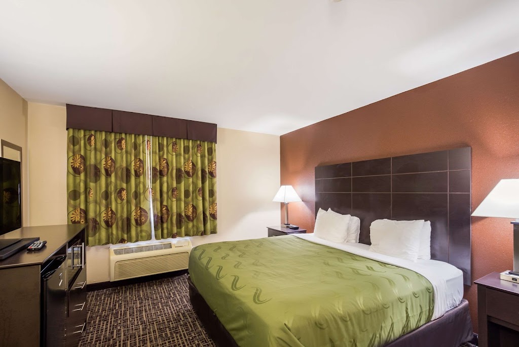 Quality Inn & Suites Caseyville - St. Louis | 2180 Patricia Ct, Caseyville, IL 62232, USA | Phone: (618) 398-6745