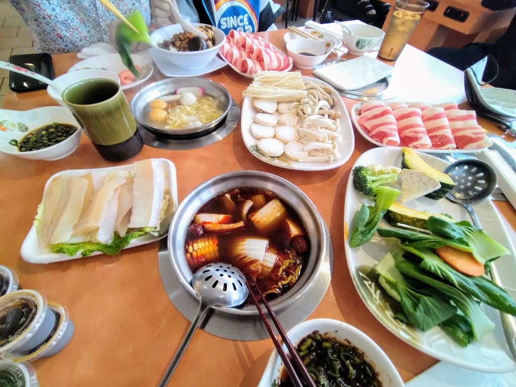 Fukuoka Shabu Shabu | 6102 Springfield Blvd, Oakland Gardens, NY 11364, USA | Phone: (718) 631-3131