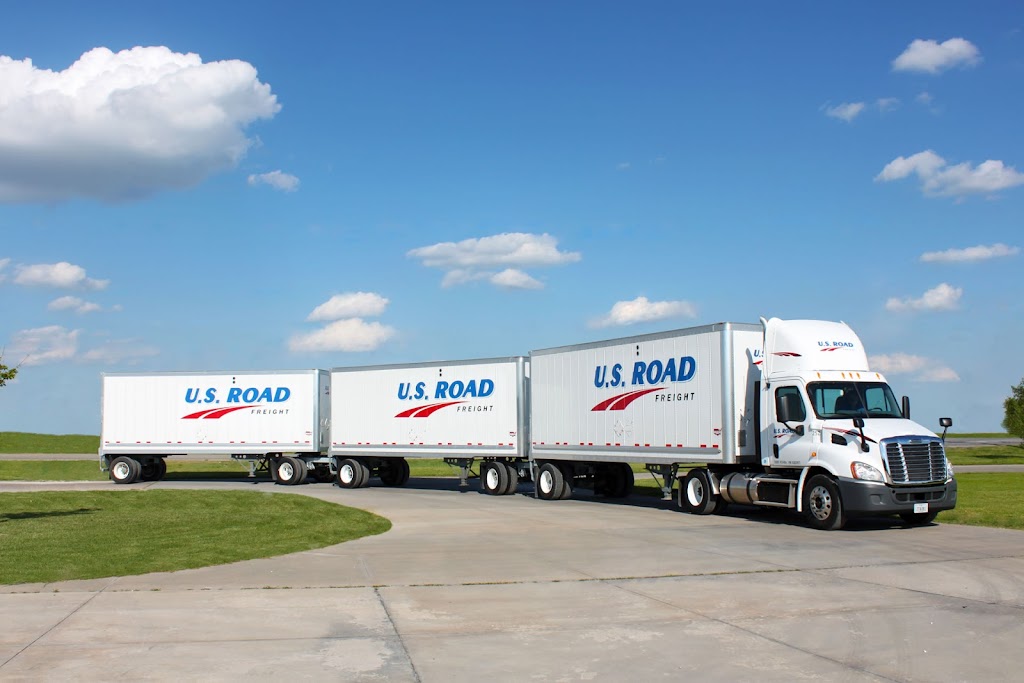 US Road Freight Express | 3655 S Maize Rd, Wichita, KS 67215, USA | Phone: (316) 942-9944