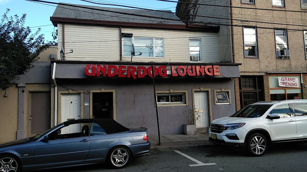 Underdog Bar & Grill | 4 Church St, Haledon, NJ 07508 | Phone: (973) 720-5999