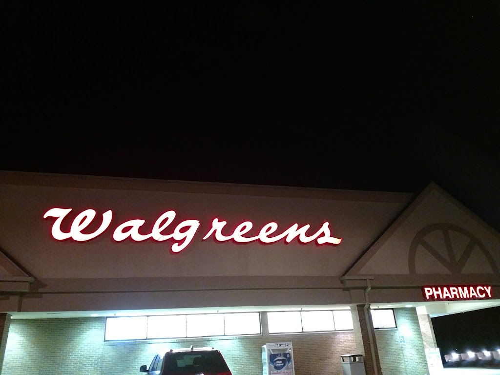 Shopping Mall | 671 Ohio Pike, Cincinnati, OH 45245, USA | Phone: (513) 474-7500