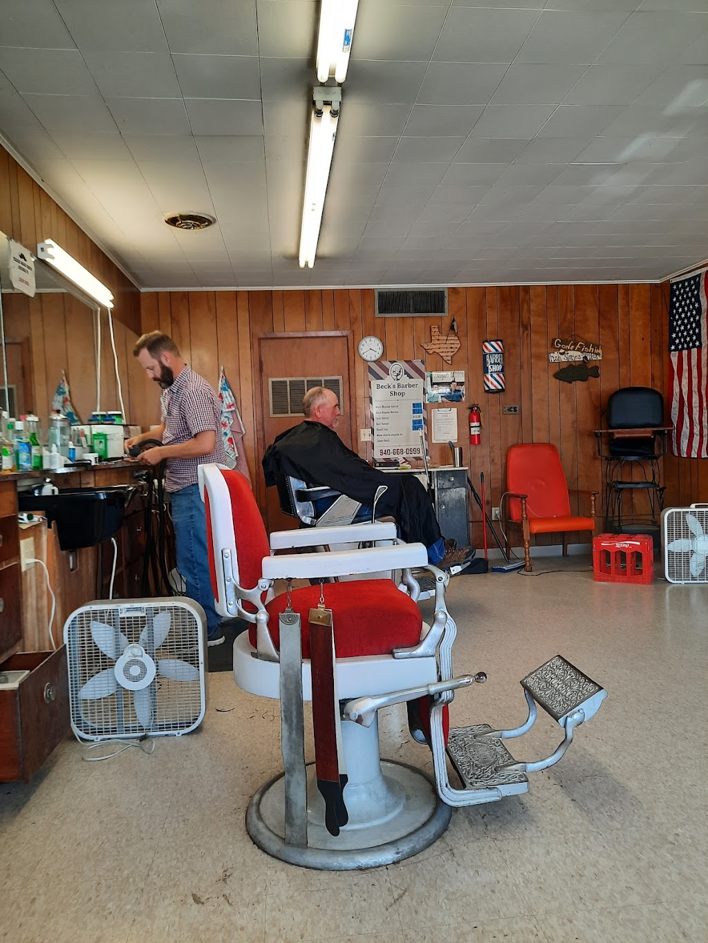 Becks Barber Shop | 121 Main St, Lindsay, TX 76250, USA | Phone: (940) 668-0999