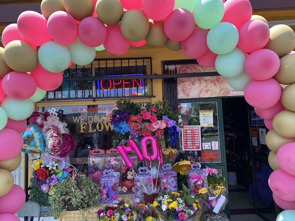Luceros Flower Shop | 211 N Central Ave, Compton, CA 90220, USA | Phone: (323) 569-5026