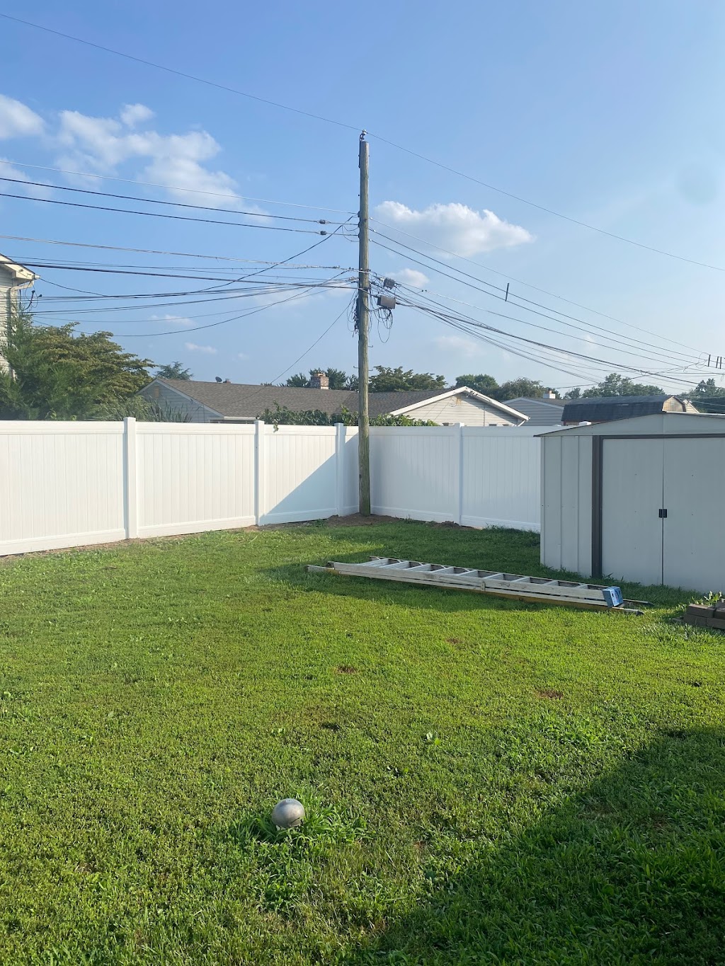 VAR Fence & Railing | REAR BUILDING, 186 Levittown Pkwy, Levittown, PA 19054, USA | Phone: (267) 246-2215