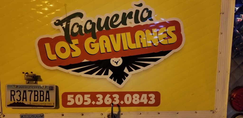 Taquería Los Gavilanes Tacos | Van Buren St &, N 25th Ave, Phoenix, AZ 85009, USA | Phone: (505) 363-0843