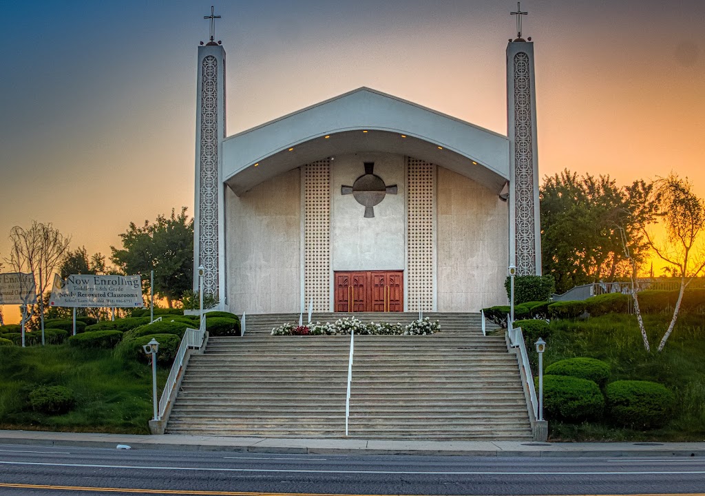 Saint Nicholas Greek Orthodox Church | 9501 Balboa Blvd, Northridge, CA 91325, USA | Phone: (818) 886-4040