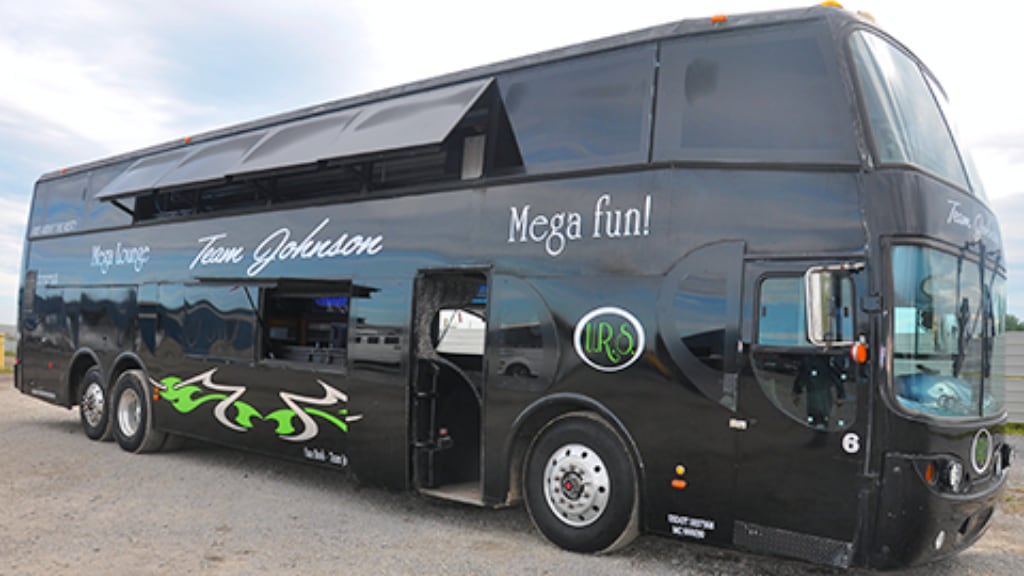 Team Johnson Limo and Charter Busses | 4840 US-20 ALT, Delta, OH 43515, USA | Phone: (419) 388-5800