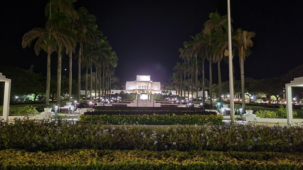 Laie Hawaii Temple Visitors Center | 55-600 Naniloa Loop, Laie, HI 96762, USA | Phone: (808) 293-9298