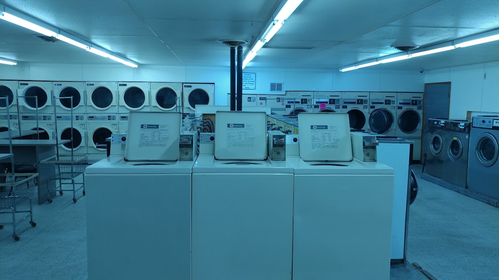 Lake Mills Laundry | 116 Sandy Beach Rd, Lake Mills, WI 53551, USA | Phone: (920) 945-0677