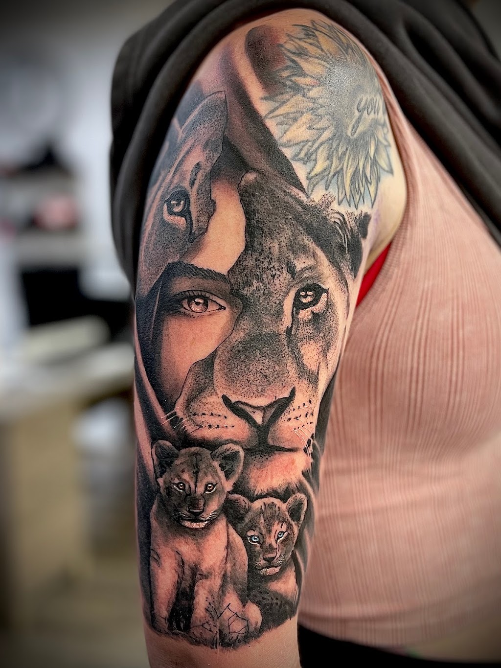 Rising Sons Tattoo Florence | 2043 US-130, Florence, NJ 08518, USA | Phone: (856) 724-1963