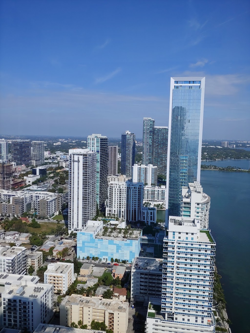 Elysee Edgewater | 700 NE 23rd St, Miami, FL 33137, USA | Phone: (954) 829-1447