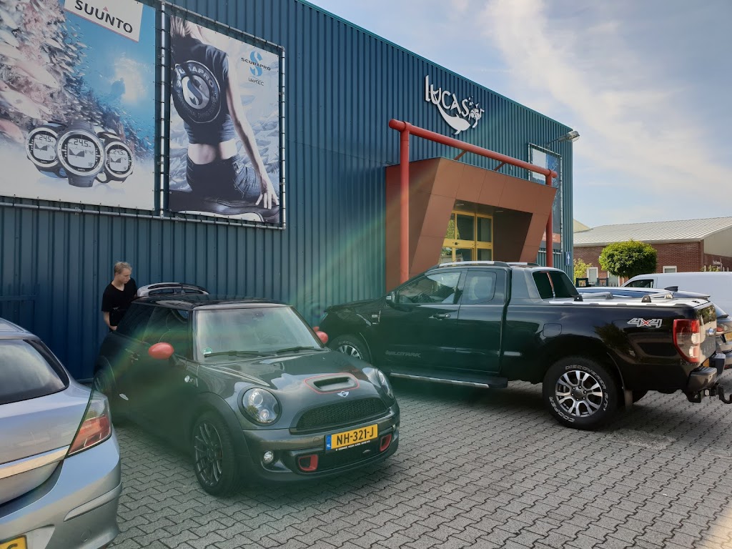 Lucas Dive Store | Bedrijvenweg 3A, 7442 CX Nijverdal, Netherlands | Phone: 0548 615 106
