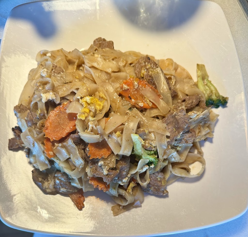 Vilais Thai Kitchen | 5230 N Virginia Dare Trail, Kitty Hawk, NC 27949, USA | Phone: (252) 441-8424