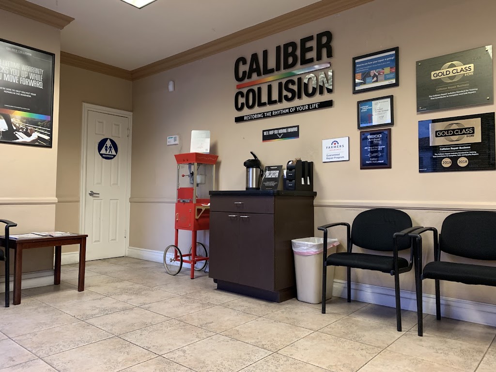 Caliber Collision | 6929 Laurel Canyon Blvd, North Hollywood, CA 91605, USA | Phone: (818) 765-2198