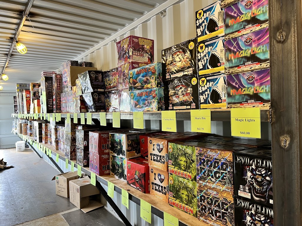 Froggees Fireworks | 3664 S State Hwy 78, Bonham, TX 75418, USA | Phone: (903) 328-1494