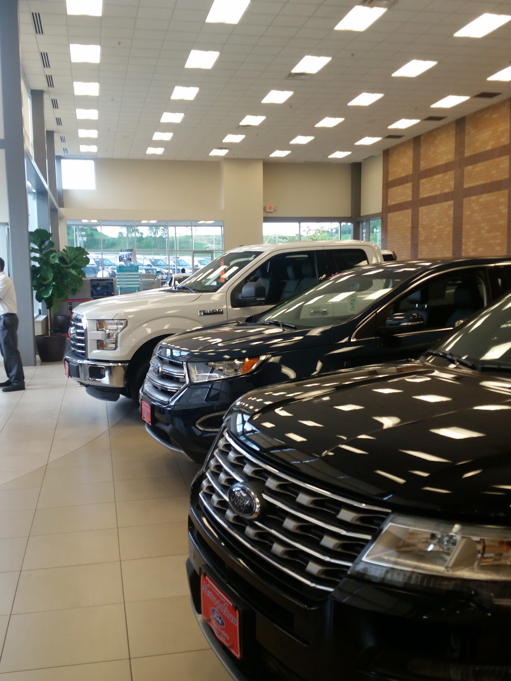 Metropolitan Ford of Eden Prairie | 12477 Plaza Dr, Eden Prairie, MN 55344, USA | Phone: (952) 943-9000