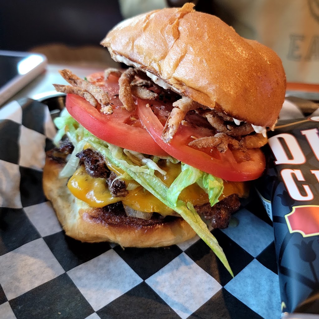 Burger Dive on Bay Street | 731 Randolph Ave, St Paul, MN 55102 | Phone: (651) 294-3240