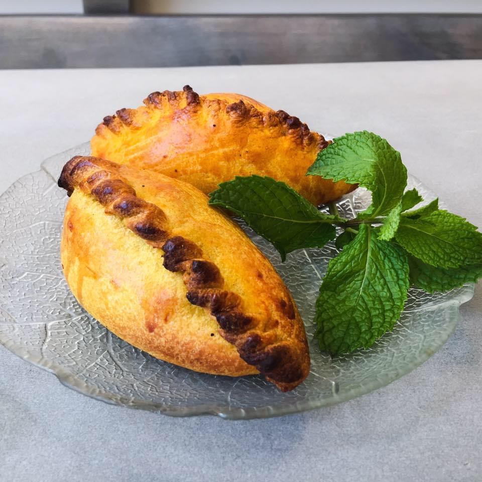 Paos Pastries & Cafe | 14499 Friar St, Van Nuys, CA 91401, USA | Phone: (747) 998-5661