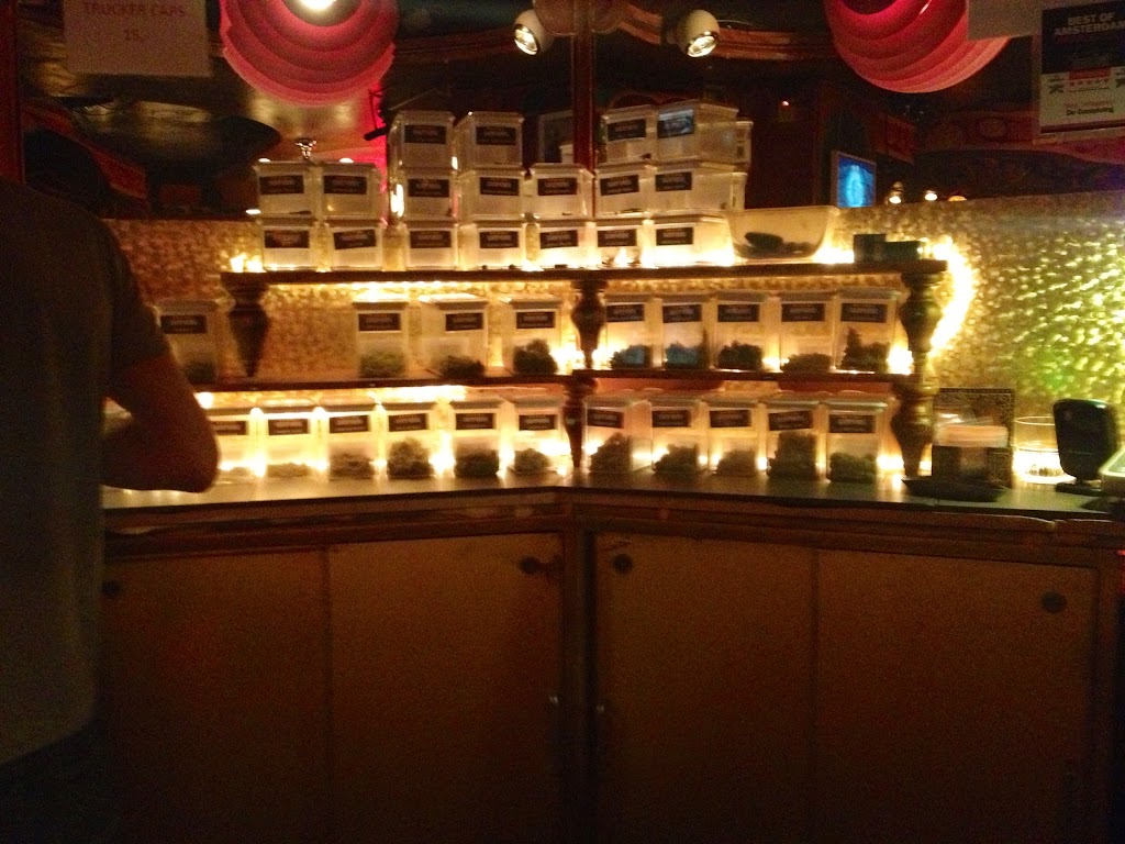 Original Dampkring Coffeeshop | Handboogstraat 29, 1012 XM Amsterdam, Netherlands | Phone: 020 638 0705