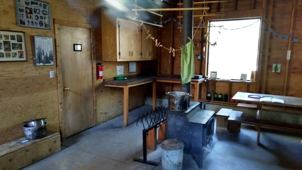 Bradley Hut | Truckee, CA 96161, USA | Phone: (530) 426-3632