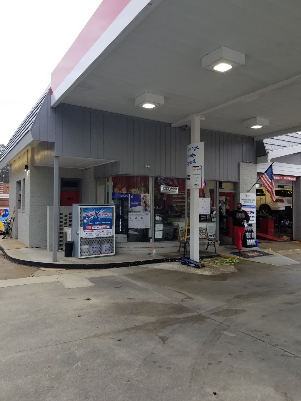 Exxon | 2601 Glenwood Ave, Raleigh, NC 27608, USA | Phone: (919) 782-0419