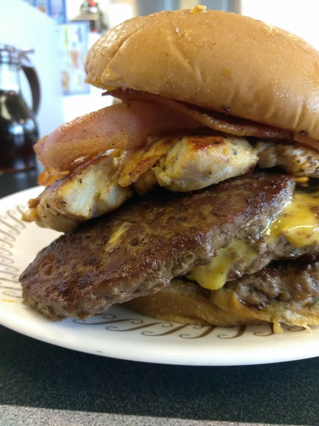 Waffle House | 165 Park Ave, Orange Park, FL 32073, USA | Phone: (904) 269-3612