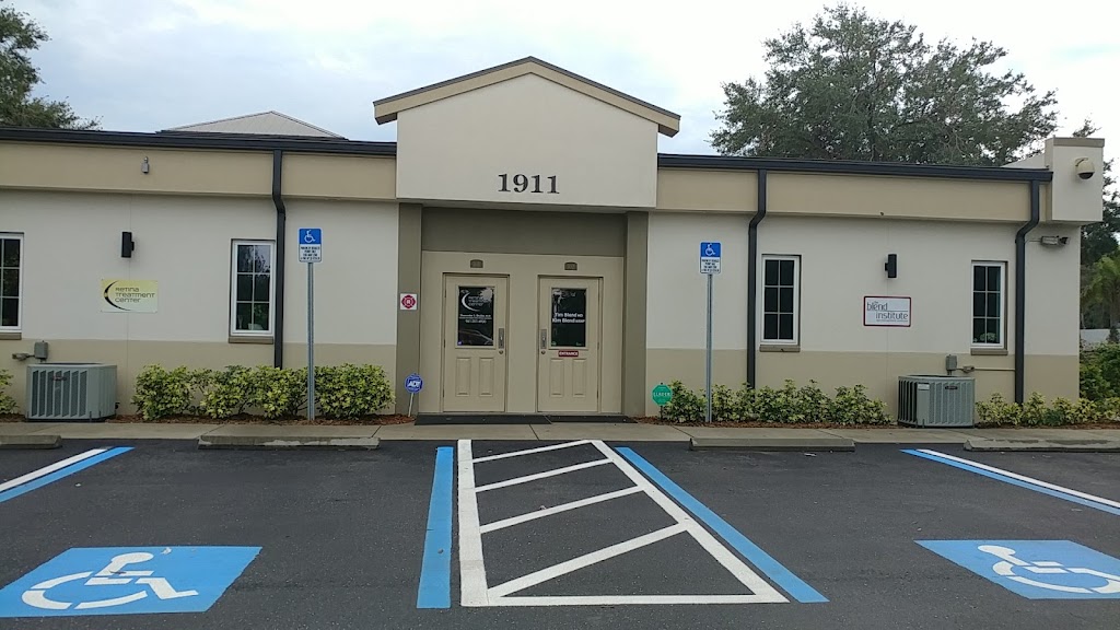 Retina Treatment Center | 1911 Manatee Ave E STE 101, Bradenton, FL 34208 | Phone: (941) 251-4930