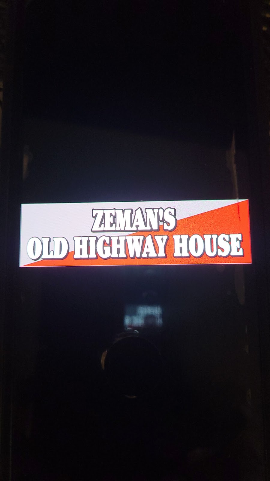 Zemans Old Highway House | 620 W Pine St, Baraboo, WI 53913, USA | Phone: (608) 448-2447