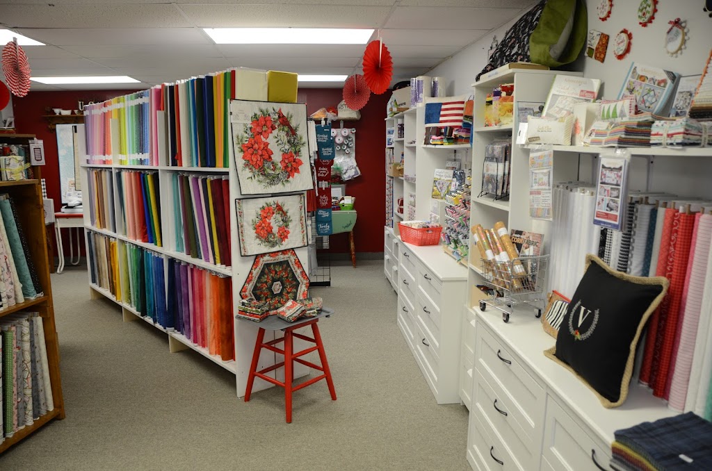 Farmer’s Wife Quilt Shop | 927 N Main St, Bluffton, IN 46714, USA | Phone: (260) 206-2864