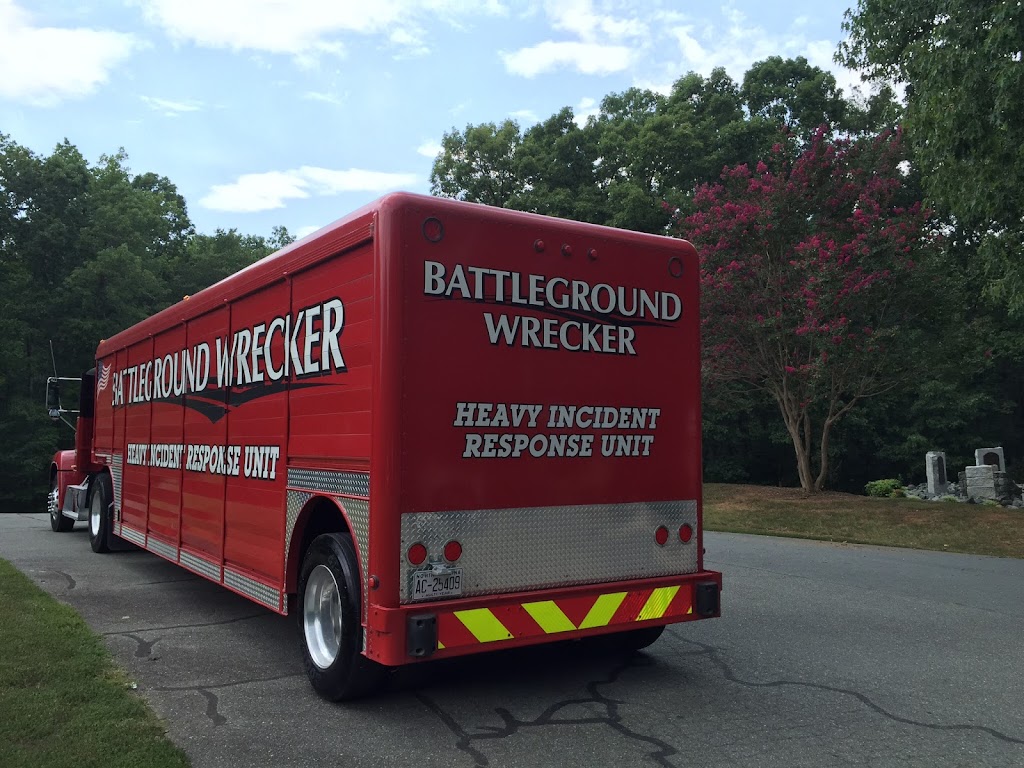 Battleground Tire and Wrecker | 6204 North Carolina 62 South, Burlington, NC 27215, USA | Phone: (336) 227-2991