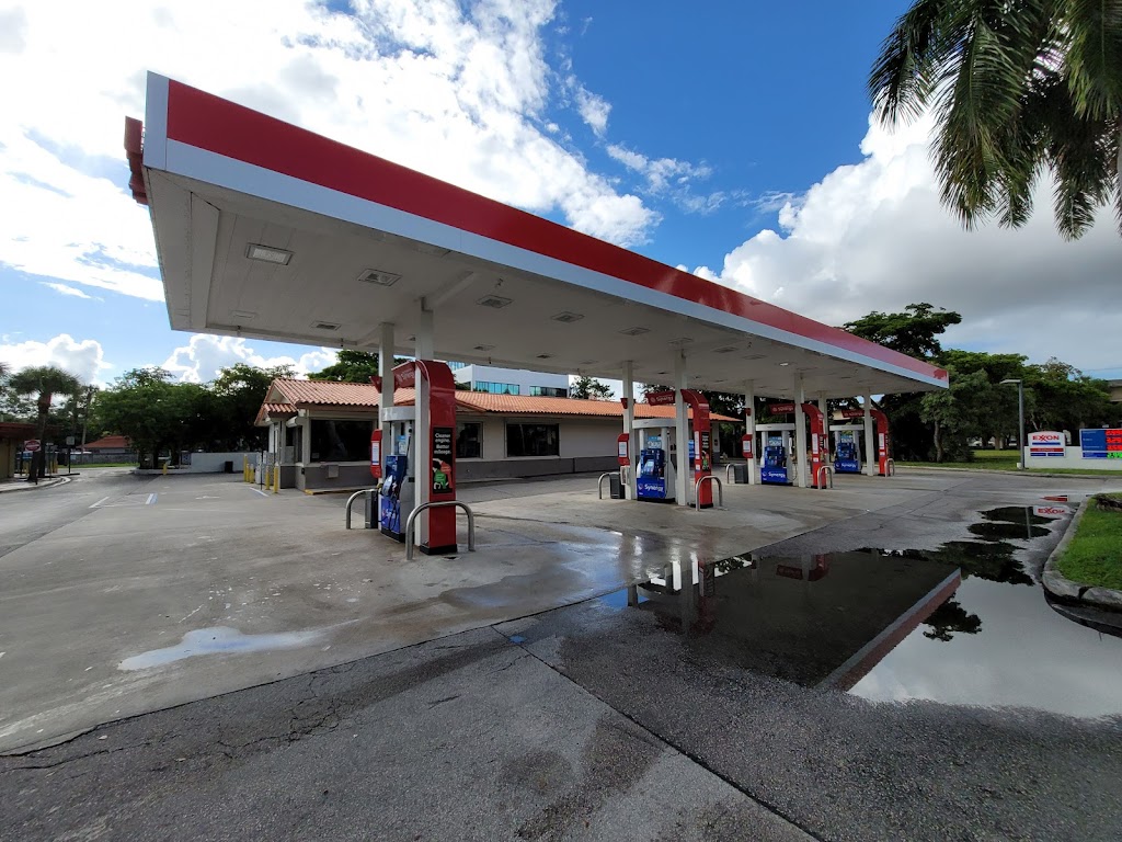 Exxon | 13901 NW 67th Ave, Miami Lakes, FL 33014, USA | Phone: (305) 362-0631