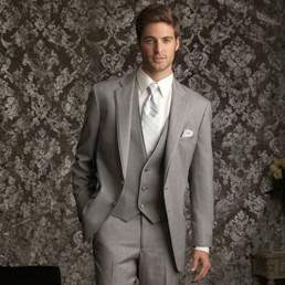 Savvi Formalwear | 1505 Queens Dr Suite 105, Woodbury, MN 55125, USA | Phone: (651) 578-1110