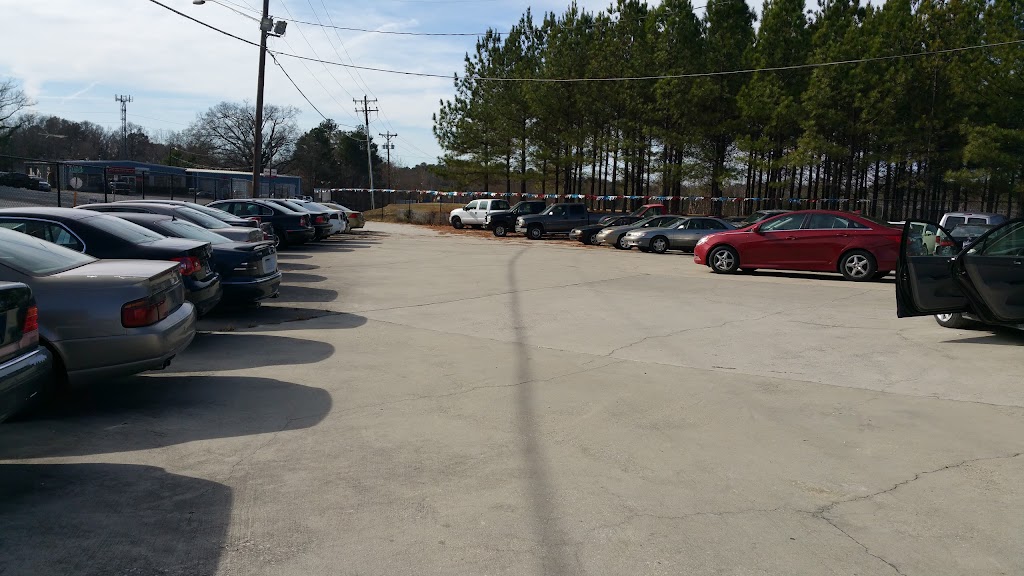 Mohamed Alis Auto Park | 1810 Fay St, Durham, NC 27704, USA | Phone: (919) 680-6900