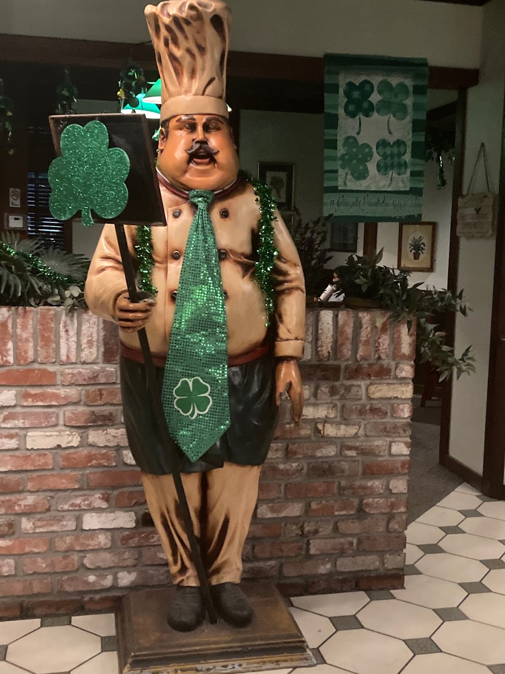 Harrys Hofbrau | 14900 E 14th St, San Leandro, CA 94578, USA | Phone: (510) 357-1707