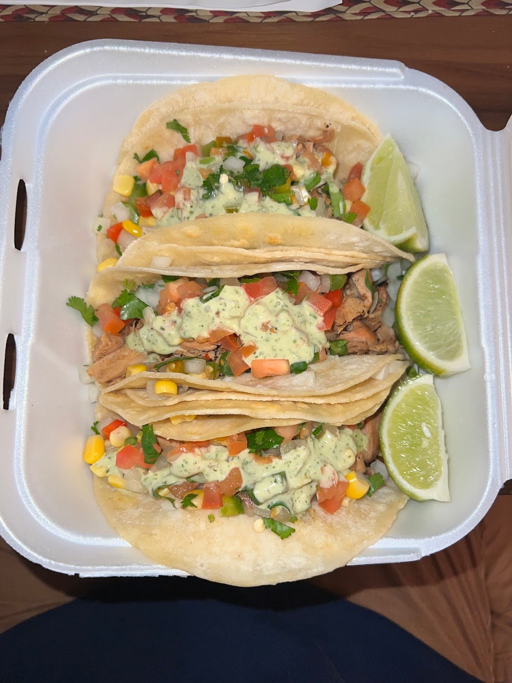 PCH Mexican Grill & Seafood | 3120 S Sepulveda Blvd, Los Angeles, CA 90064, USA | Phone: (424) 293-0388